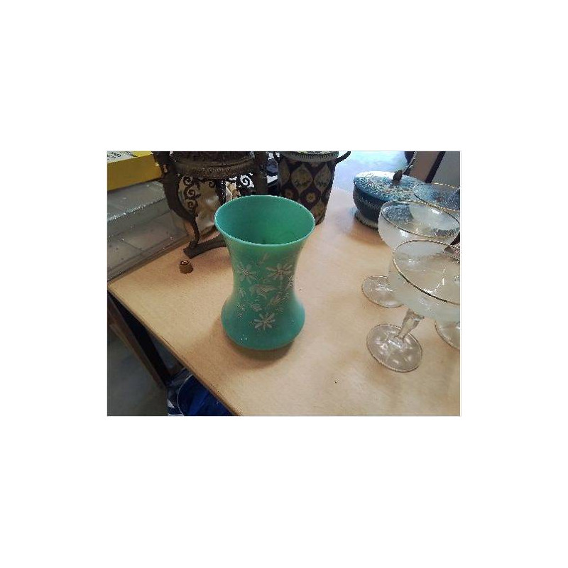 VASE OPALINE VERT FLEURS BLC