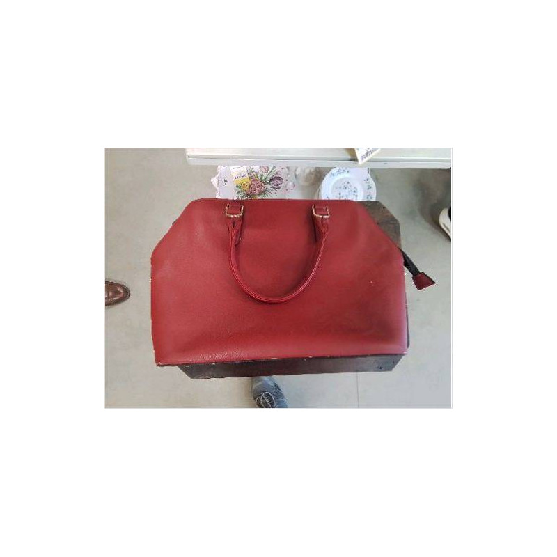 SAC A MAIN ROUGE