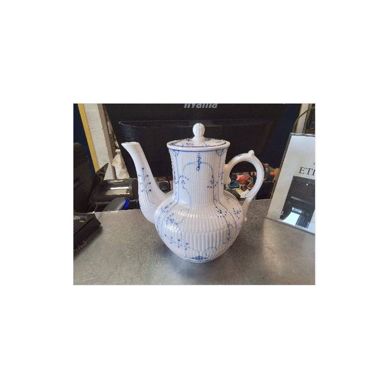 THIERE POCELAINE VILLEROY ET BOCH BLANC ET BLEU