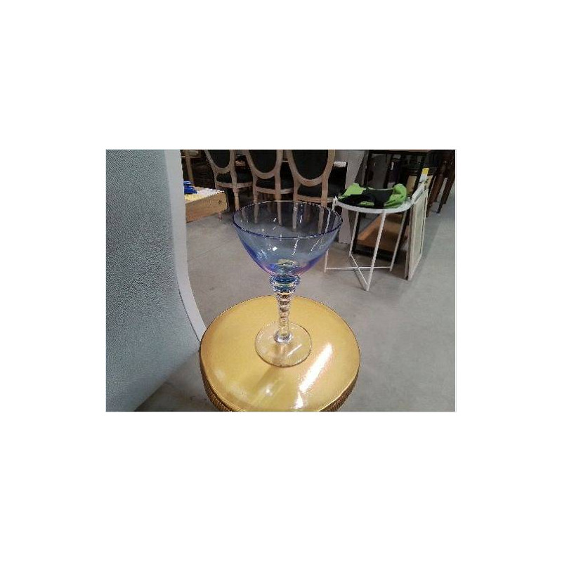 COUPE BLEUE PIED TORSADE