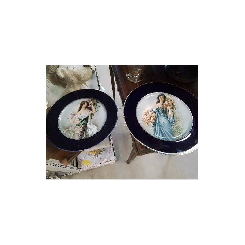 ASSIETTE FEMME FLEURS TOUR BLEU LIMOGES