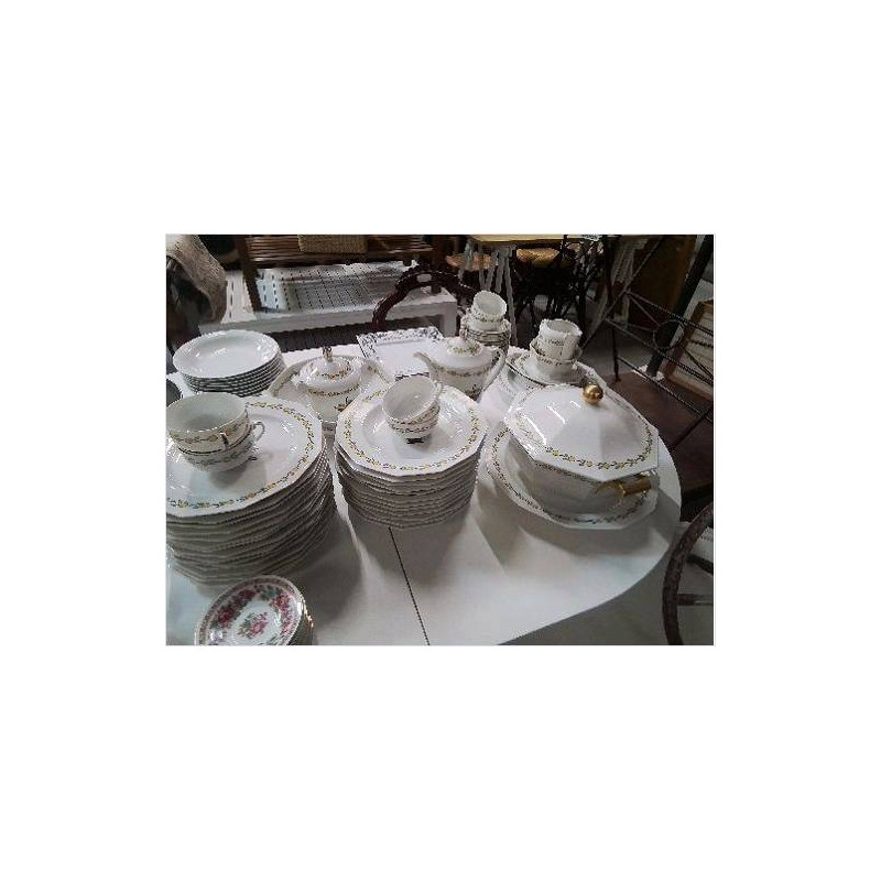SERVICE PORCELAINE LIMOGES DECO POMME JAUNE