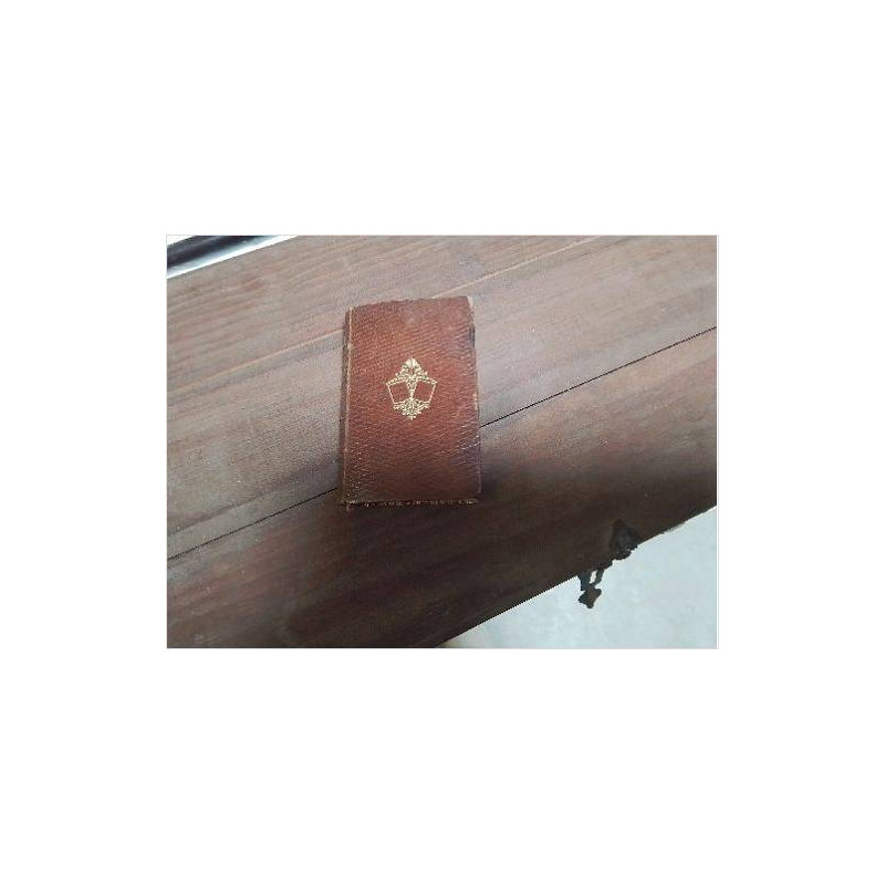LIVRE RELIGIEUX PM