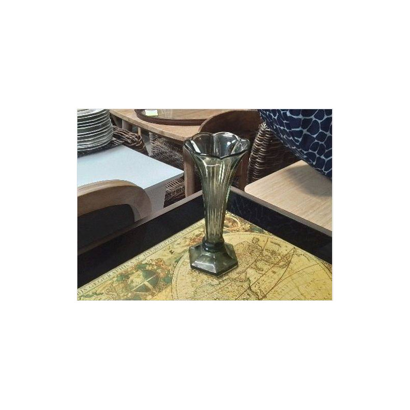 VASE  VAL ST LAMBERT VERT