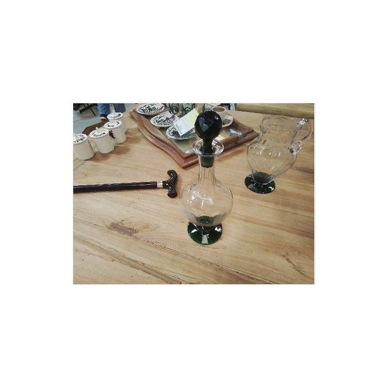 CARAFE CRISTAL FACETTES PIED VERT