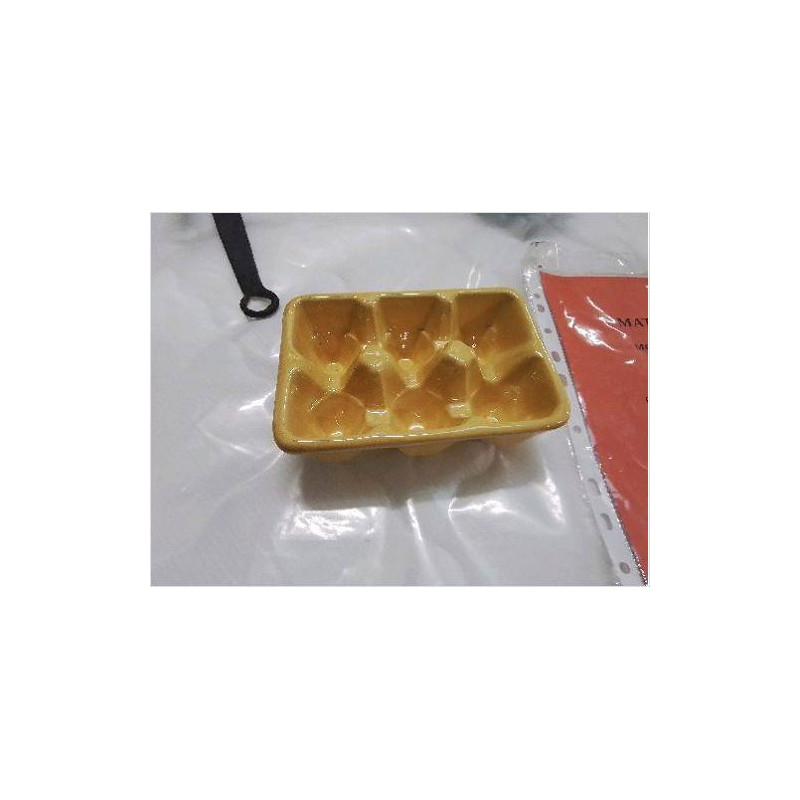 PORTE OEUFS FAIENCE JAUNE