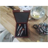 COFFRET ACCESSOIRES VIN ANGLAIS 