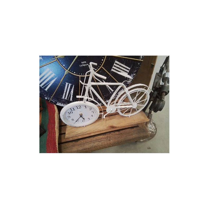 HORLOGE VÉLO BLANC SUR BOIS