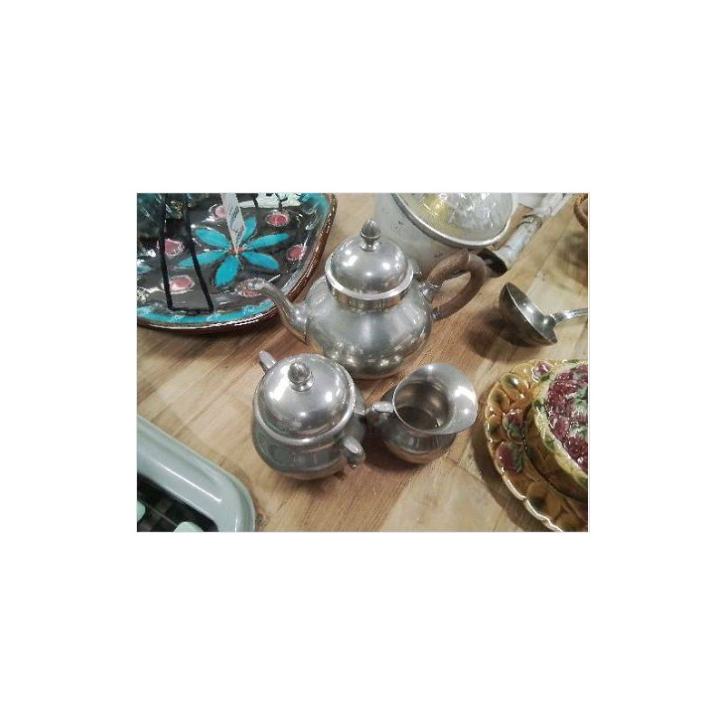LOT 3 PCS ETAIN CAFÉ 