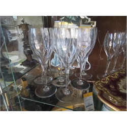 LOT 8 VERRES A EAU BACCARAT DOM PERIGNON