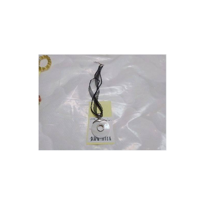 COLLIERS PENDENTIF ROND
