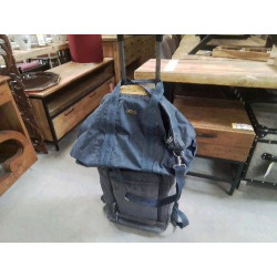 SAC DE VOYAGE SUR ROULETTES + SAC D’APPOINT 