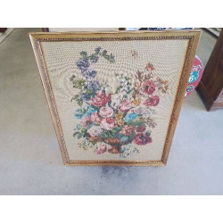 CADRE TAPISSERIE ANC FLEURIE