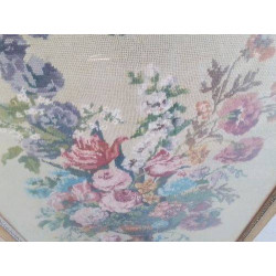 CADRE TAPISSERIE ANC FLEURIE