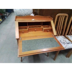 SECRETAIRE MERISIER AVEC CLE DE TIRAGE B9
