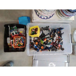 LOT LEGO+NOTICE