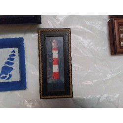 CADRE PHARE ROUGE BLANC