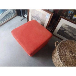 POUF COFFRE ROUGE EN L’ETAT