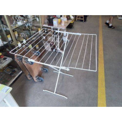 ÉTENDOIR À LINGE PLIANT