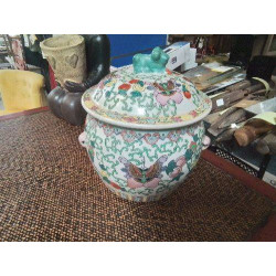 POT ASIATIQUE AVEC COUVERCLE 