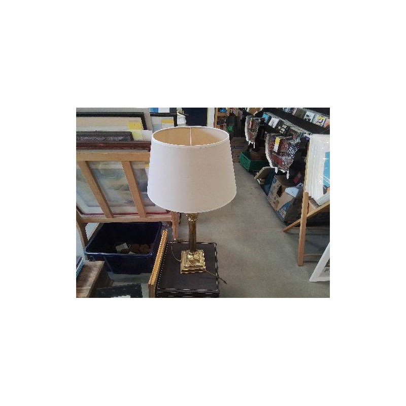 LAMPE PIED DORÉ ABAT JOUR BEIGE