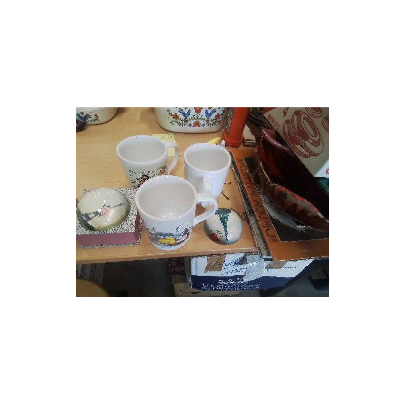 LOT 3 MUGS FAIENCERIE PORNIC