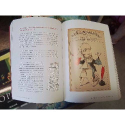 LIVRE DOC HISTOIRE FEMININE DE LA FRANCE