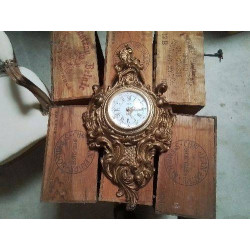 PENDULE BRONZE ROCAILLE...