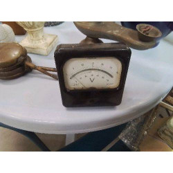 VOLTMETRE BACHELITE