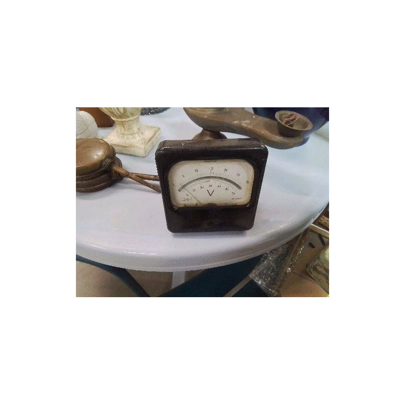 VOLTMETRE BACHELITE