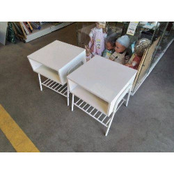 CHEVET BLANC 1N ETAGERE TUBES