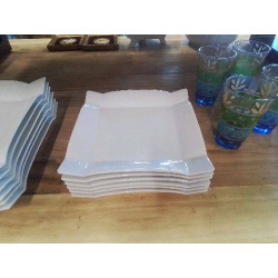 LOT DE 6 ASSIETTES À...