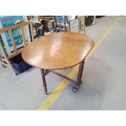 TABLE OVALE PLIANTE ACAJOU...