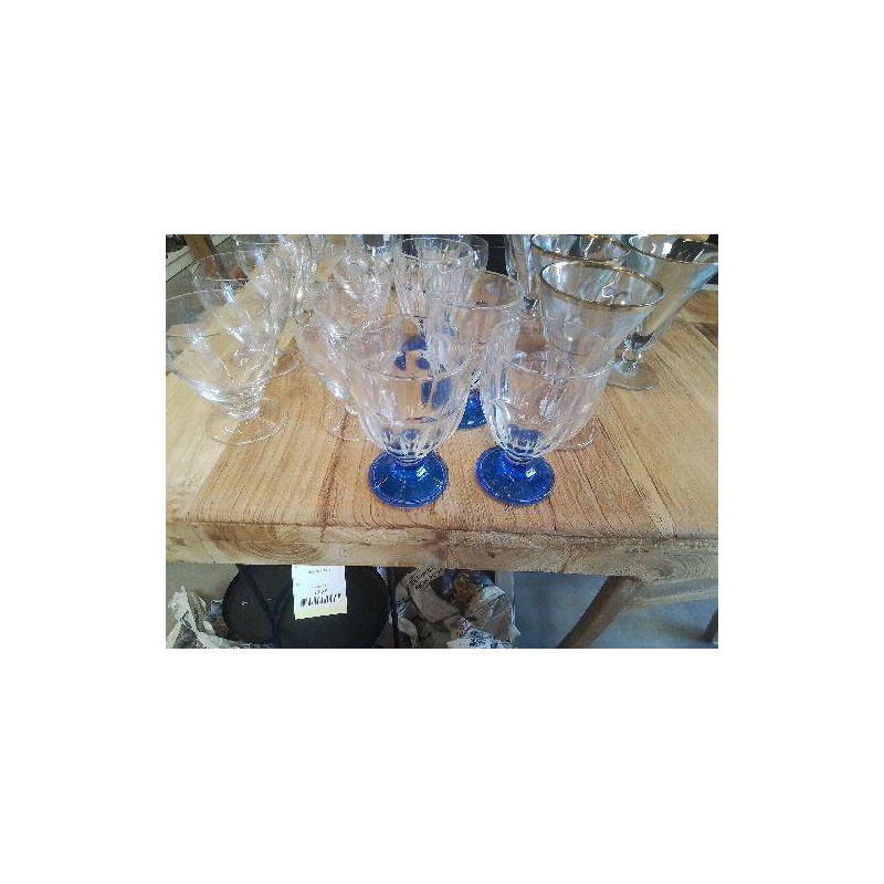 LOT 4 VERRES ANC PIED BLEU