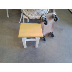 TABOURET BLC JAUNE