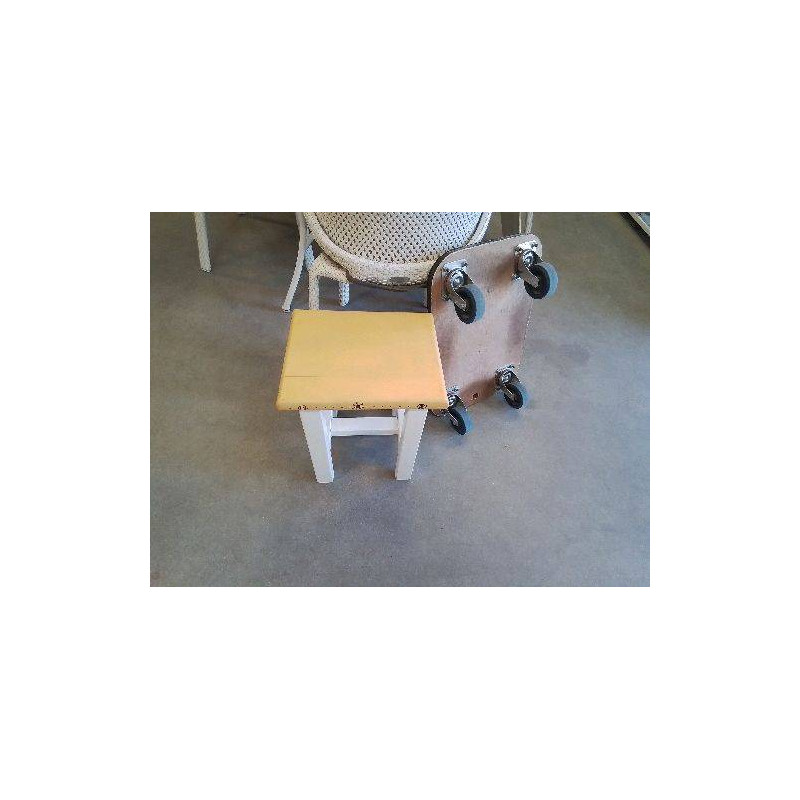 TABOURET BLC JAUNE