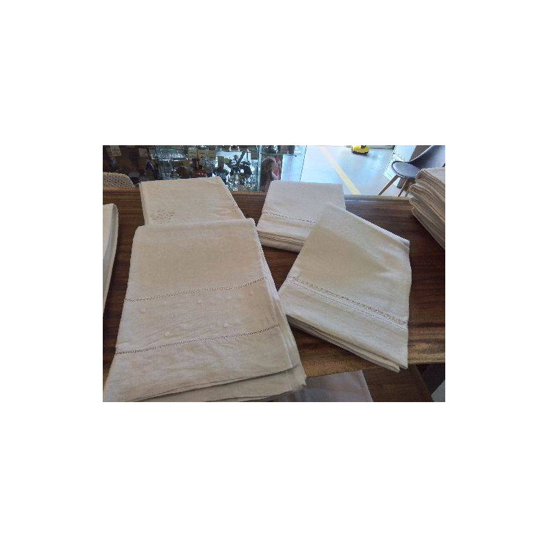 DRAP ANCIEN 2 PERS DECOR BRODE ET AJOURE