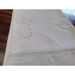 DRAP ANCIEN 2 PERS DECOR BRODE ET AJOURE