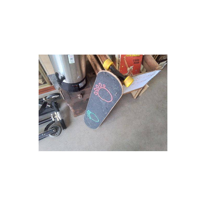 SKATE BOARD 