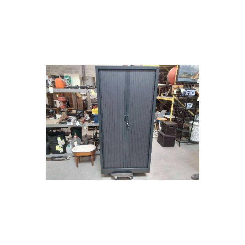 ARMOIRE RIDEAUX +CLÉ D7