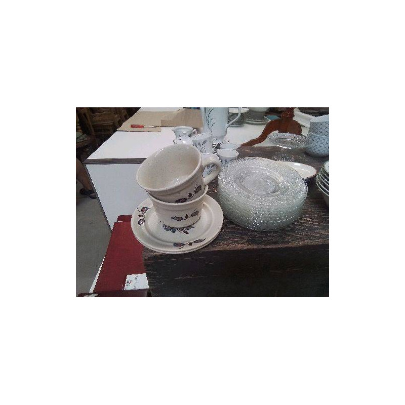 LOT 2 TASSES SOUCOUPES GRES FLEURS BLEUES