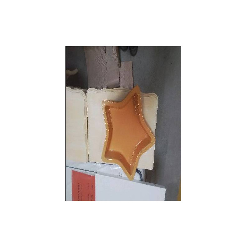 PLAT ETOILE JAUNE E.HENRY