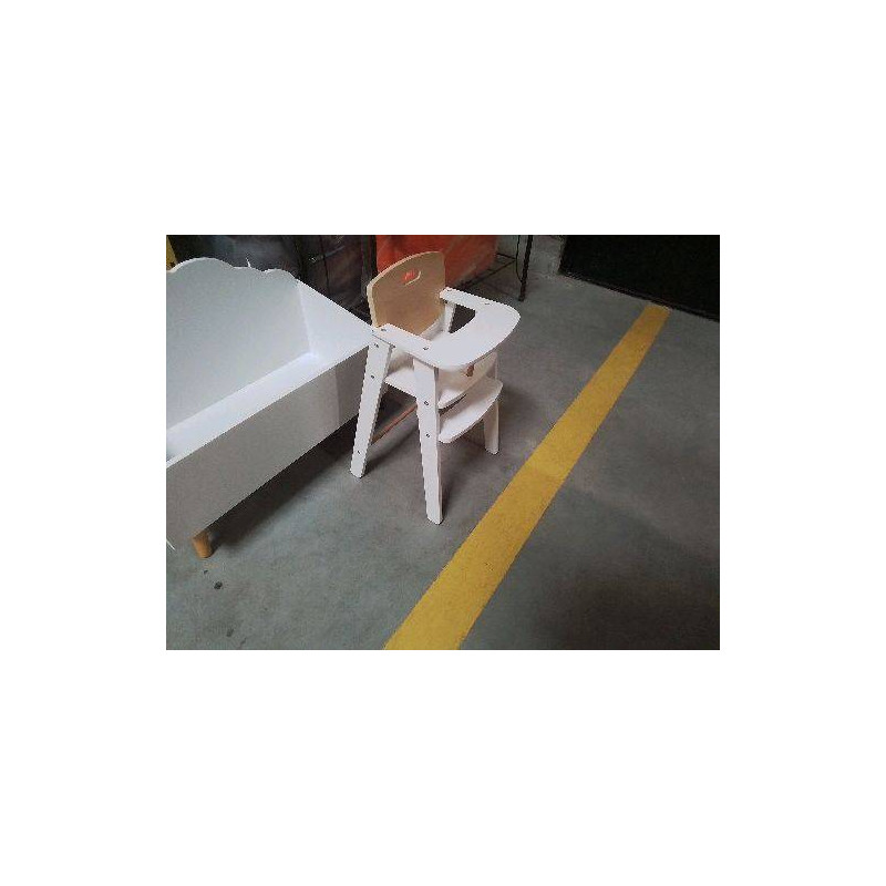 CHAISE HAUTE POUR POUPÉE EN BOIS 