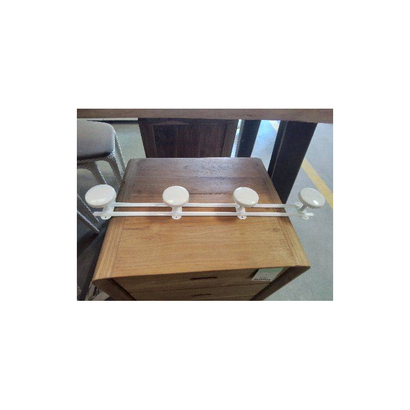 PATERE METAL BLANC 4 TETES