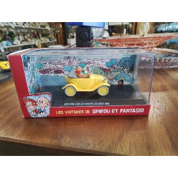 VOITURE SPIROU FANTASIO...