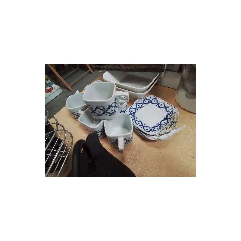 LOT TASSES CARRÉES 3 COUPELLES BLC BLEU