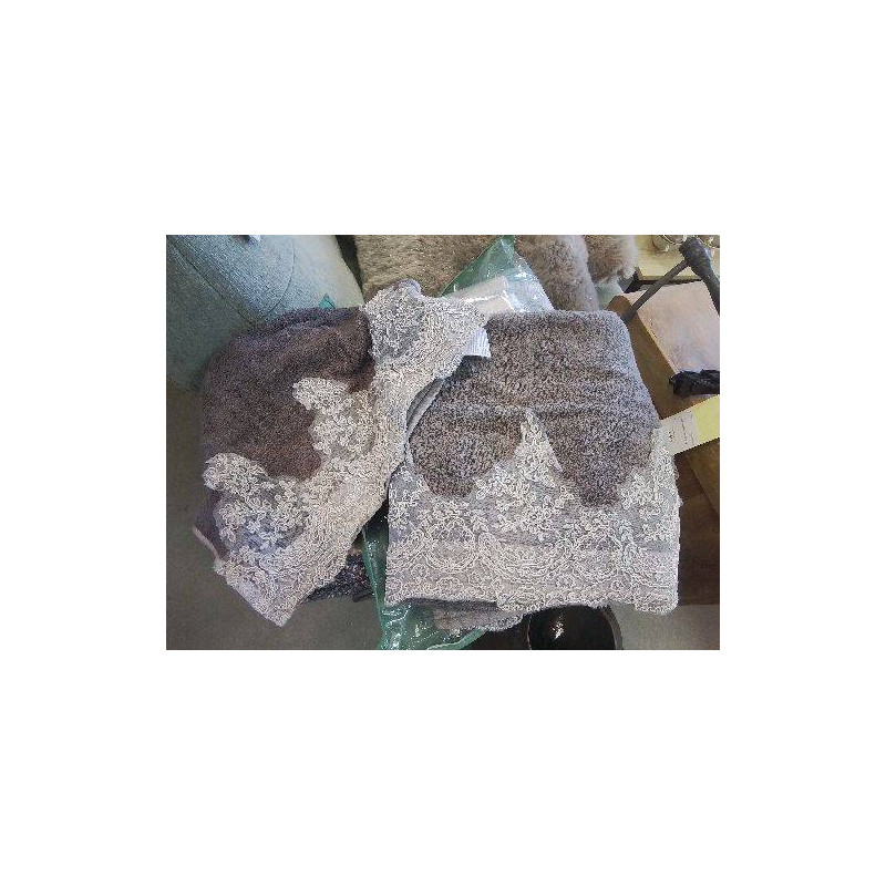 ENS DRAP DE BAIN COUL DENTELLE + 2 SERVIETTES PM ACCESSOIRES