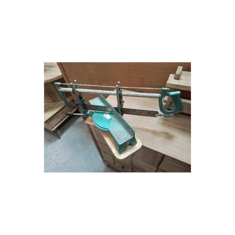 SCIE À ONGLET IDEAL