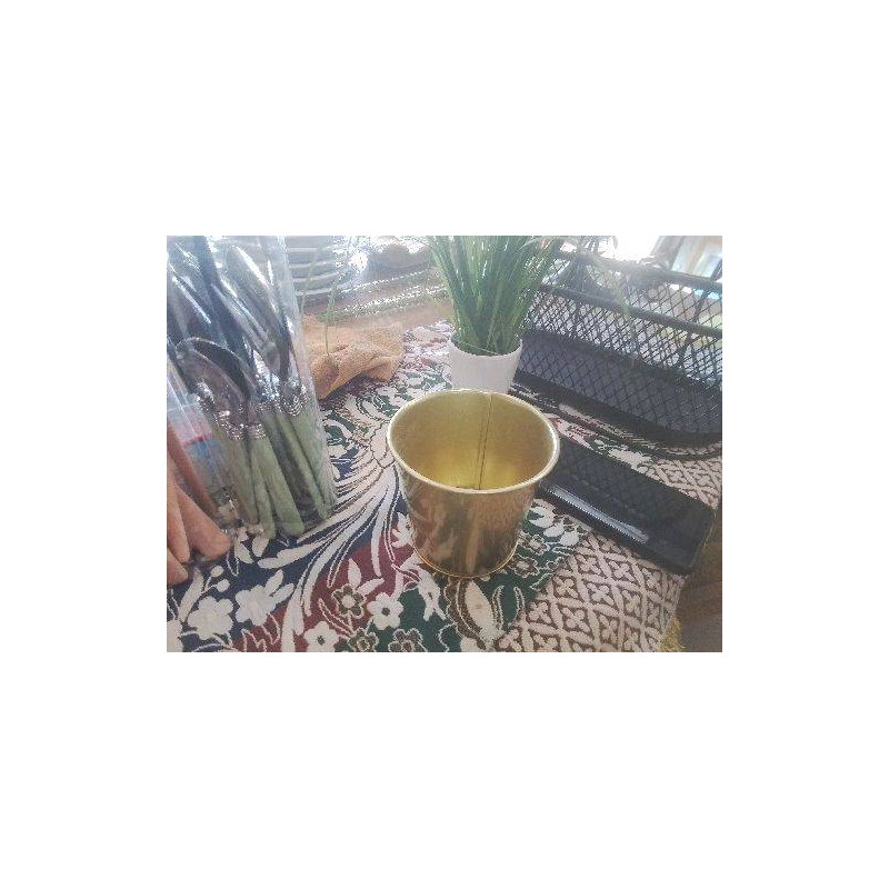 CACHE POT OR DAIDAI ET LIERRE SYNTHETIQUE