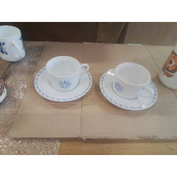 LOT 2 TASSES A THE...